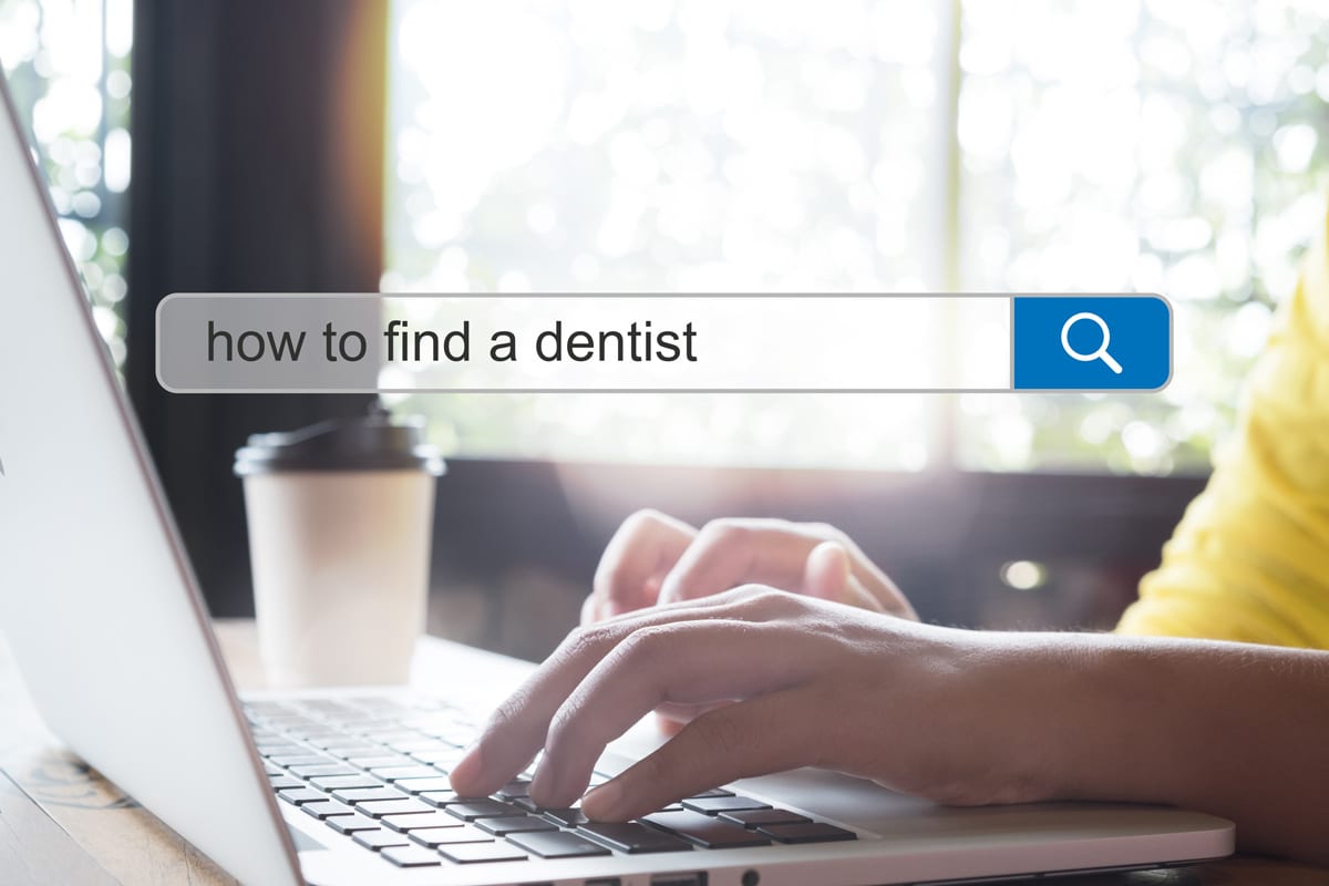person searching for “how to find a dentist” on their computer | West Richland Family Dental